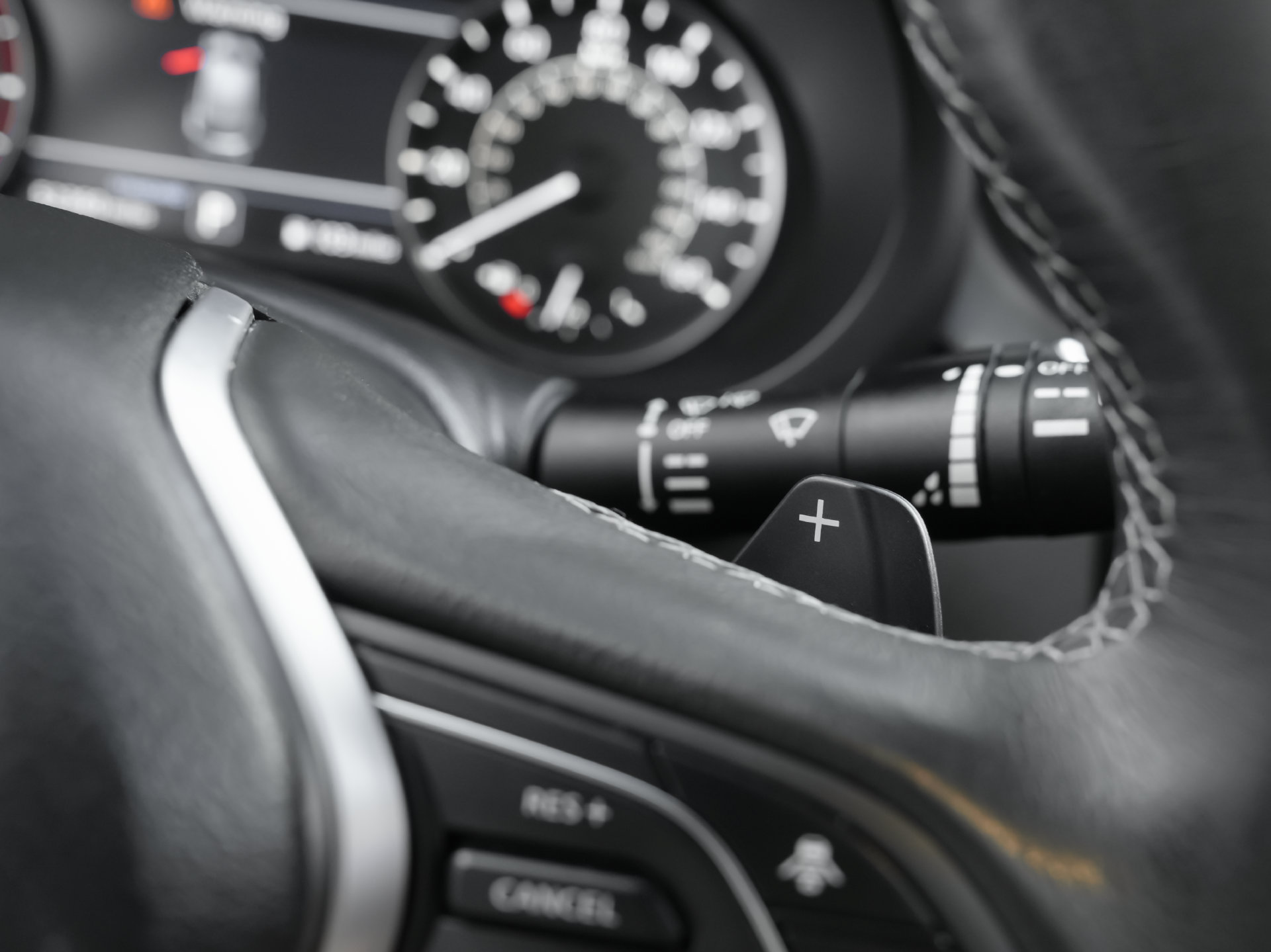 Used 2022 INFINITI QX50 Luxe FWD image 18