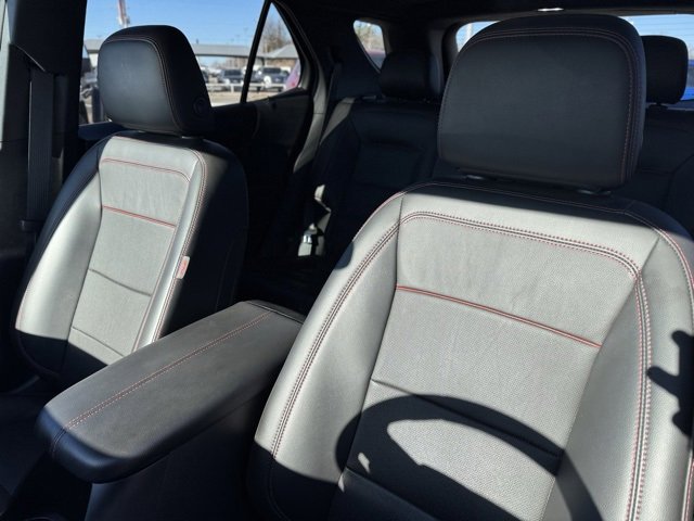 Used 2022 Chevrolet Equinox RS w/ RS Leather Package image 12