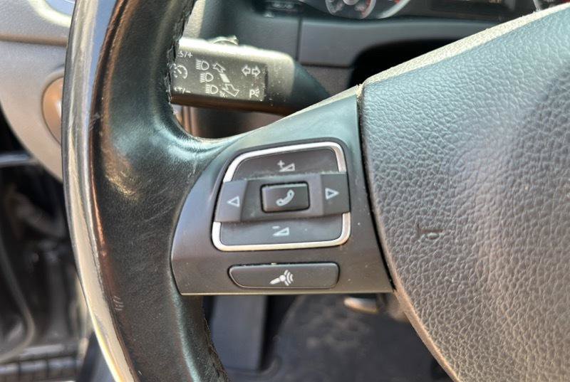 Used 2013 Volkswagen Tiguan S AWD/4WD image 20
