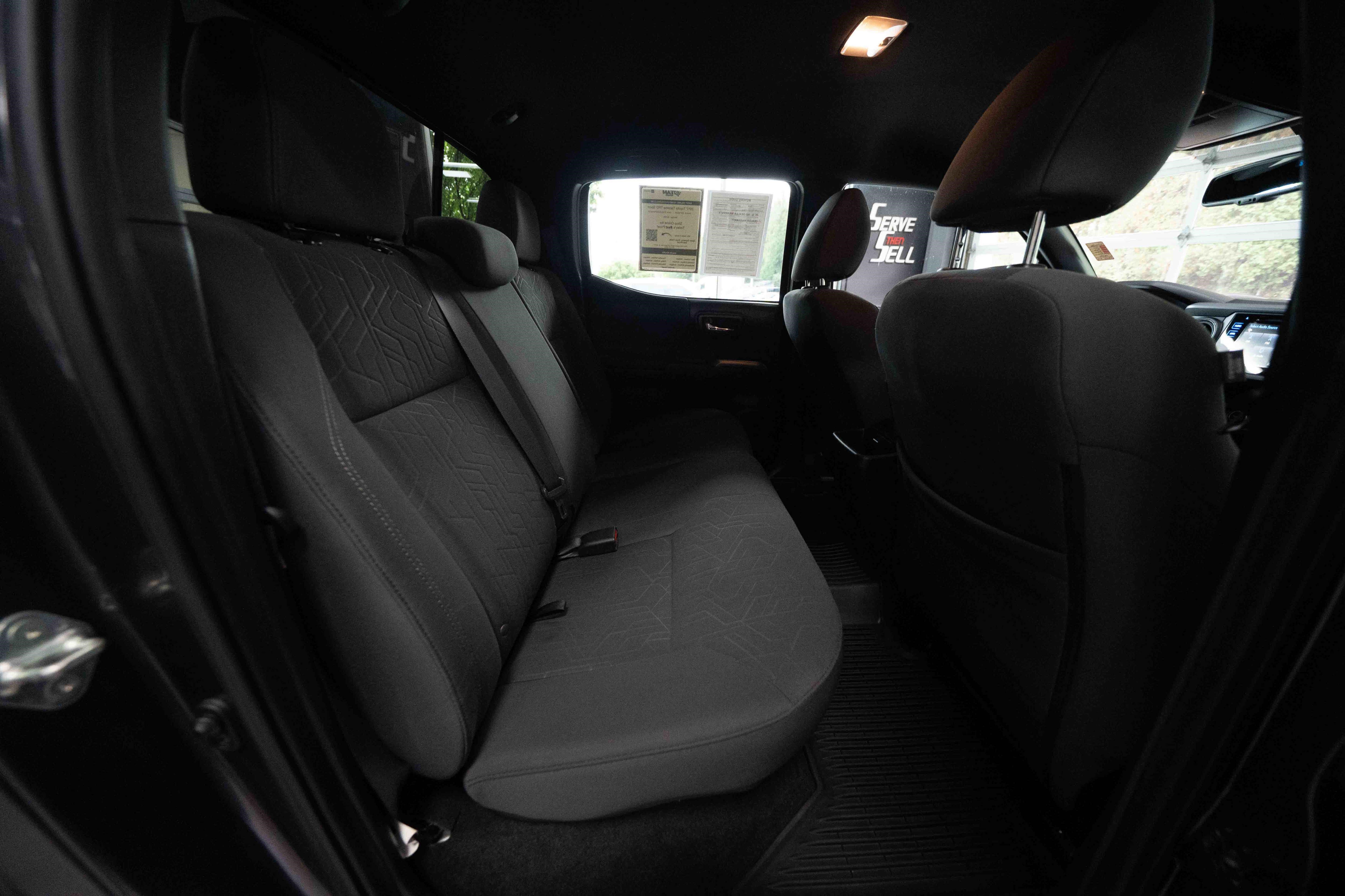 Used 2017 Toyota Tacoma TRD Sport w/ Tow Package (A/T) AWD/4WD image 24
