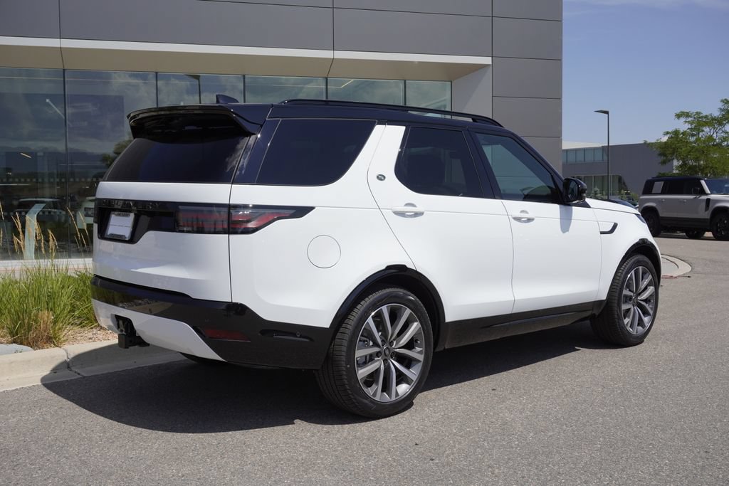 New 2026 Land Rover Discovery Dynamic SE AWD/4WD image 4