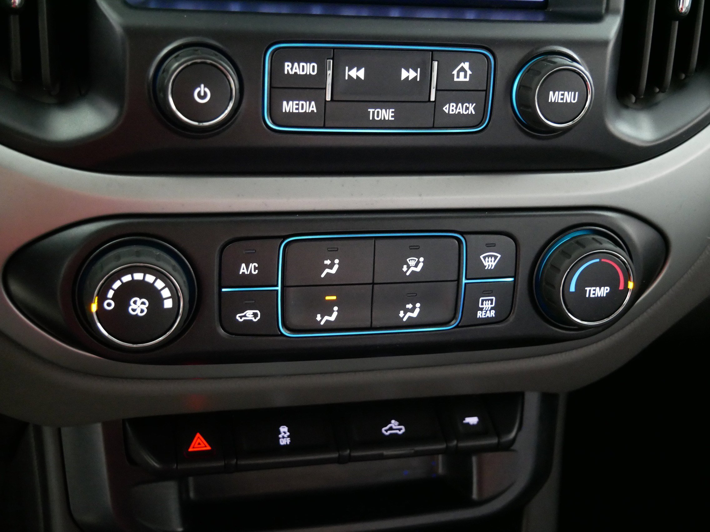 Certified 2015 Chevrolet Colorado LT w/ LT Convenience Package image 23