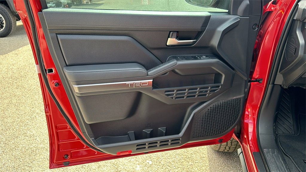 New 2025 Toyota Tacoma TRD Off-Road image 13