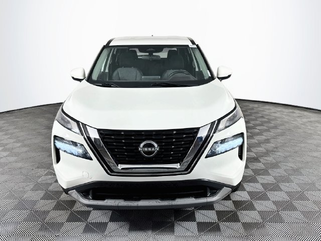 Used 2022 Nissan Rogue S AWD/4WD image 2