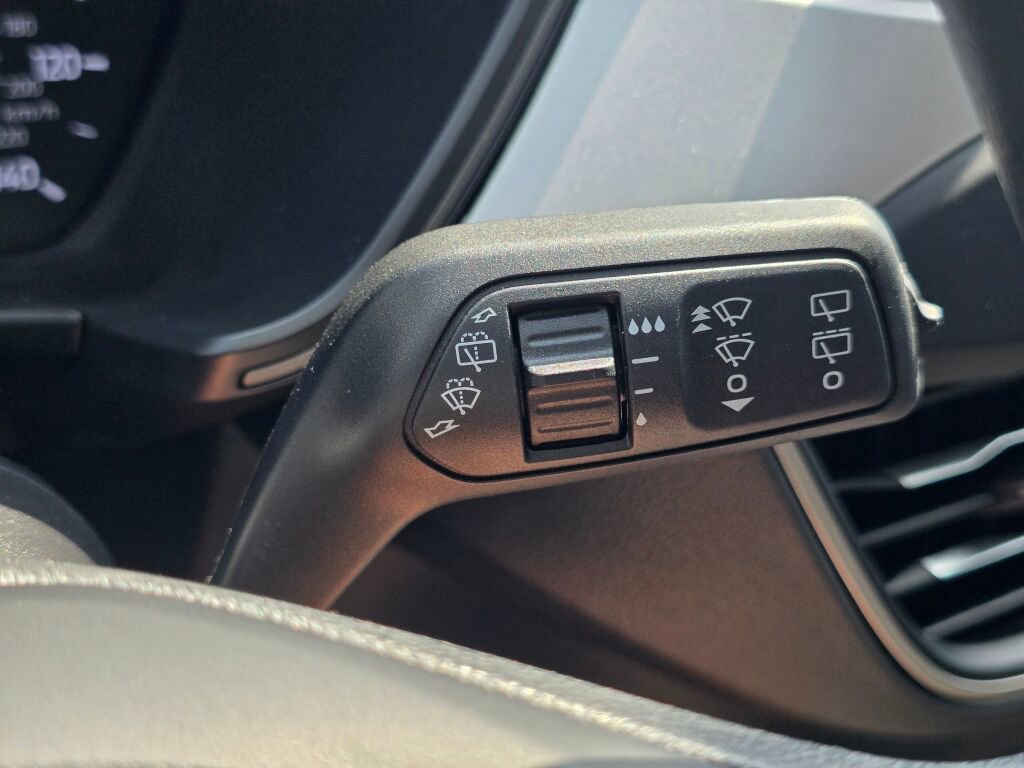 Used 2022 Ford Escape S image 28