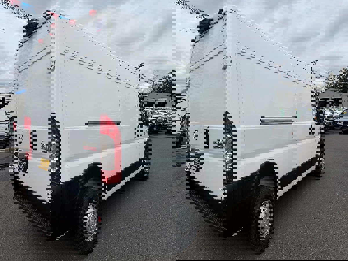 Used 2019 RAM ProMaster 2500 w/ Interior Convenience Group FWD image 8