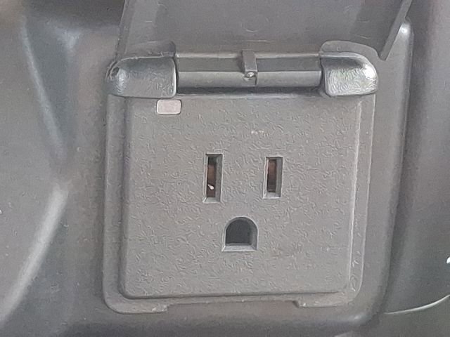 Used 2020 Chevrolet Silverado 2500 LTZ image 25