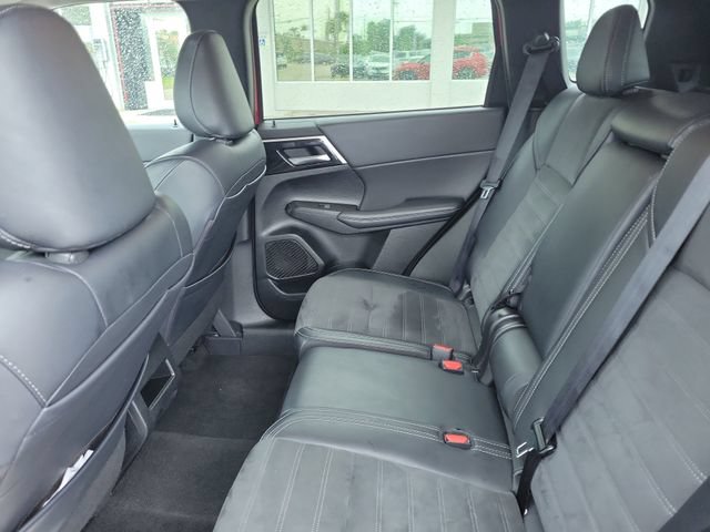 Used 2024 Mitsubishi Outlander SE FWD image 15
