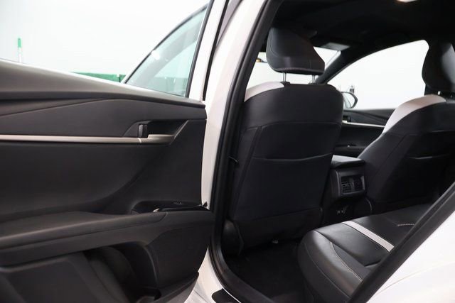 Used 2025 Toyota Camry SE image 29