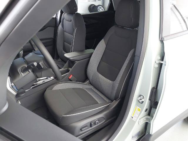 New 2026 Chevrolet TrailBlazer LT w/ Convenience Package FWD image 23