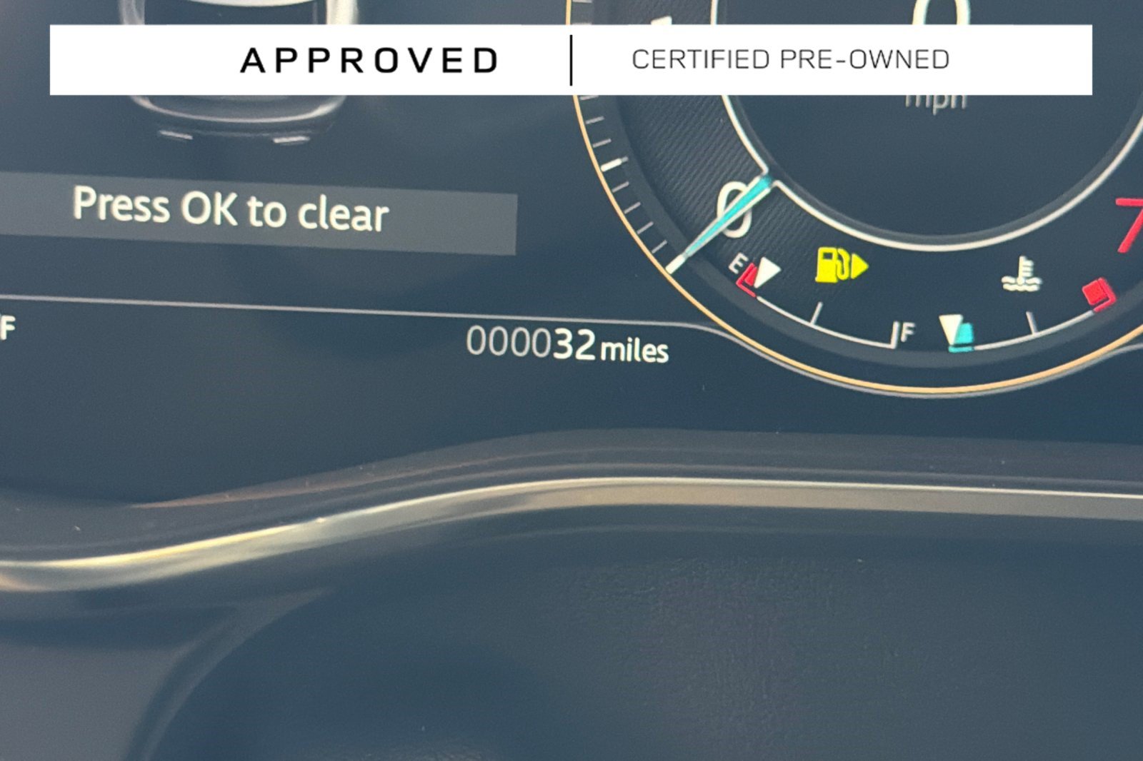 Used 2025 Jaguar F-PACE R-Dynamic S AWD/4WD image 22