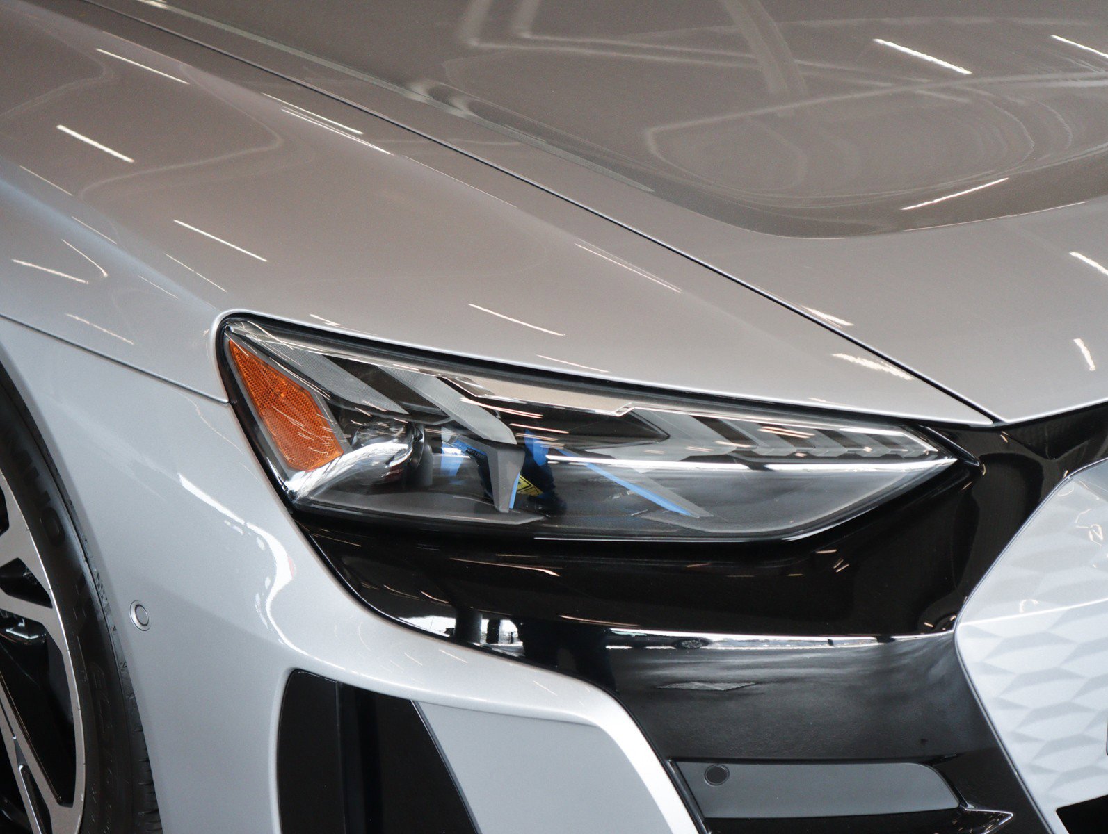 Used 2024 Audi e-tron GT Prestige w/ Prestige Package AWD/4WD image 27