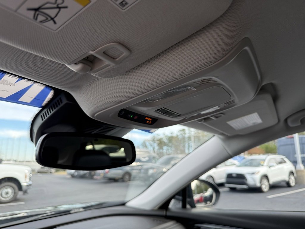 Used 2024 Buick Envision Preferred image 21