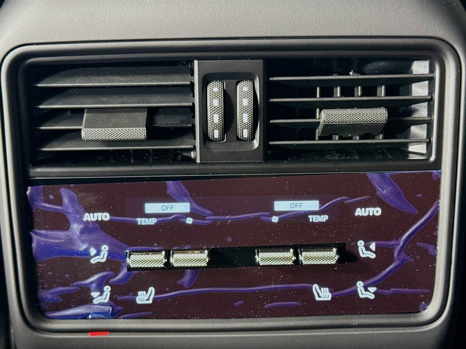 New 2025 Porsche Cayenne image 26