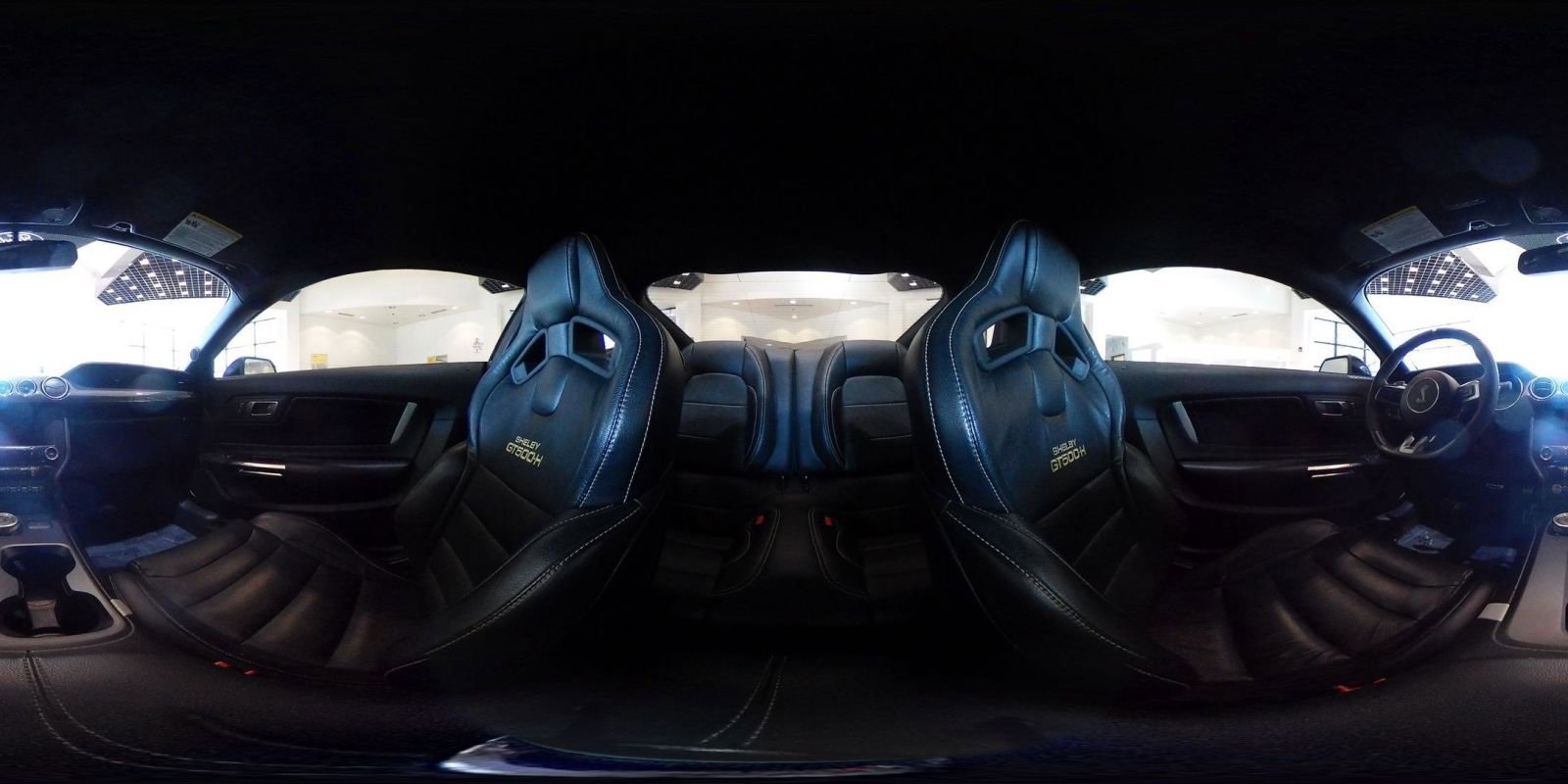 Used 2022 Ford Mustang Shelby GT500 w/ Technology Package RWD image 38