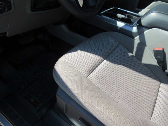 Used 2022 Ford F350 XLT w/ XLT Value Package AWD/4WD image 19