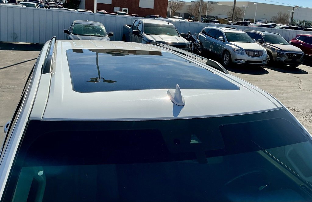 Used 2020 Ford Expedition Limited image 12