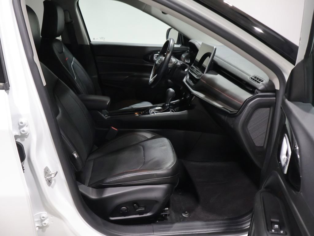 Used 2022 Jeep Compass Trailhawk w/ Trailhawk Elite Group AWD/4WD image 22