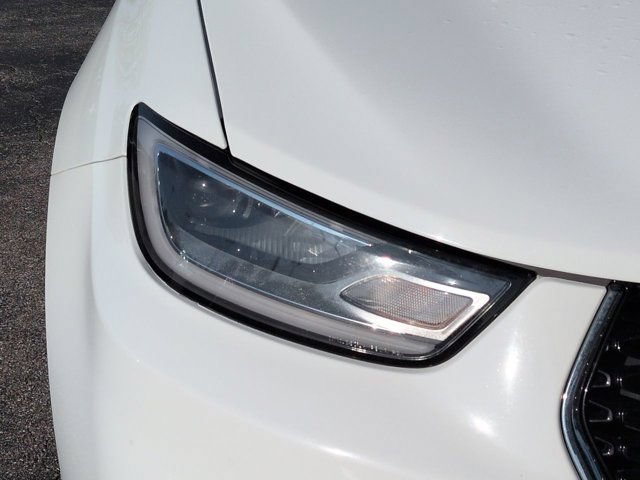 Used 2023 Chrysler Pacifica Touring-L FWD image 9