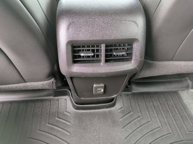 Used 2022 Chevrolet Equinox RS AWD/4WD image 18