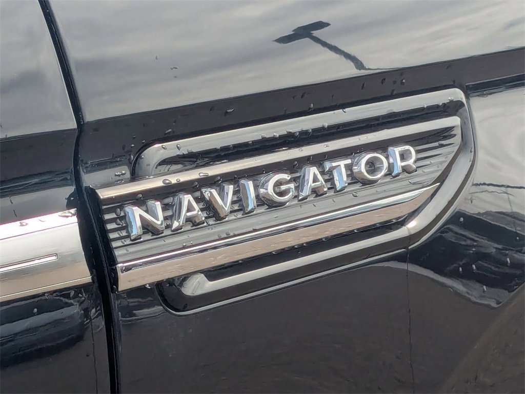 Used 2022 Lincoln Navigator L Reserve image 26