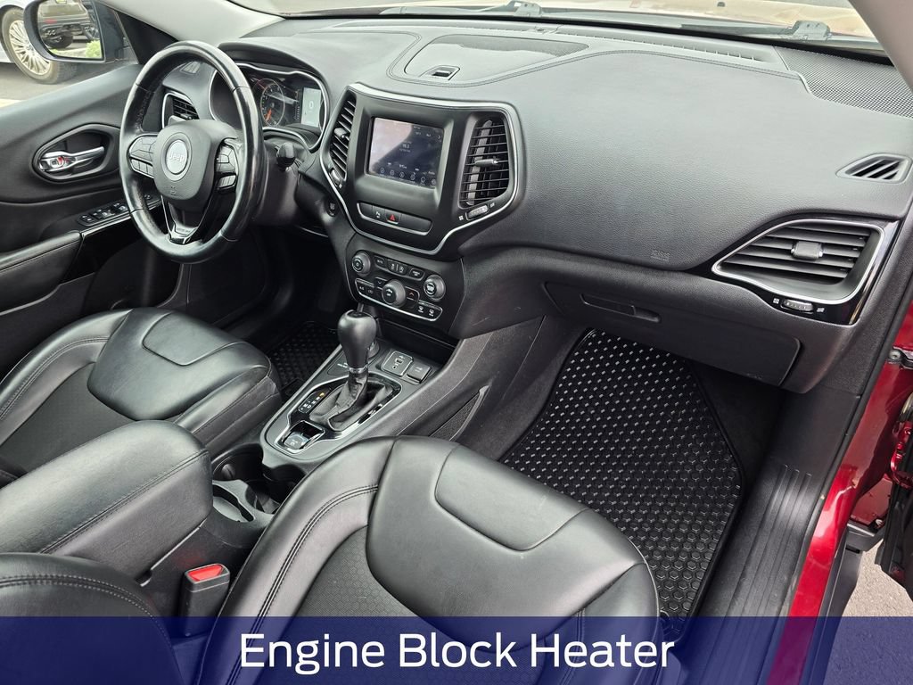 Used 2020 Jeep Cherokee Latitude Plus AWD/4WD image 16