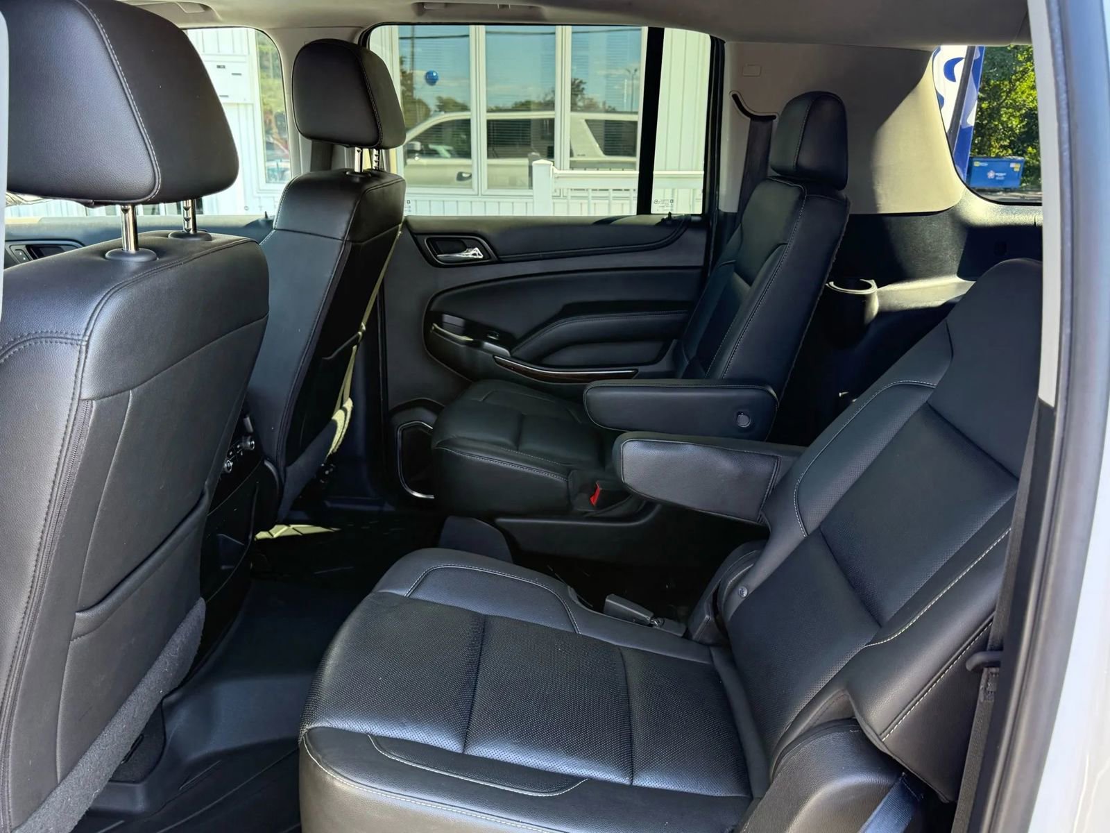 Used 2019 GMC Yukon XL SLT image 38