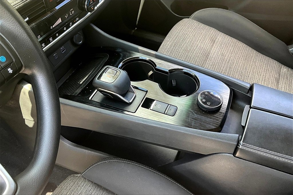 Used 2021 Nissan Rogue SV image 13