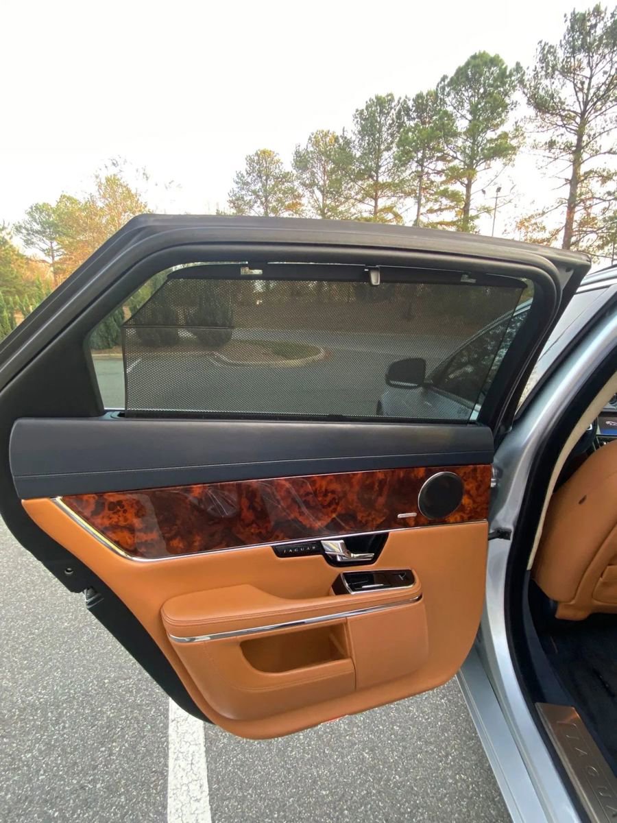 Used 2011 Jaguar XJ L Supercharged image 19