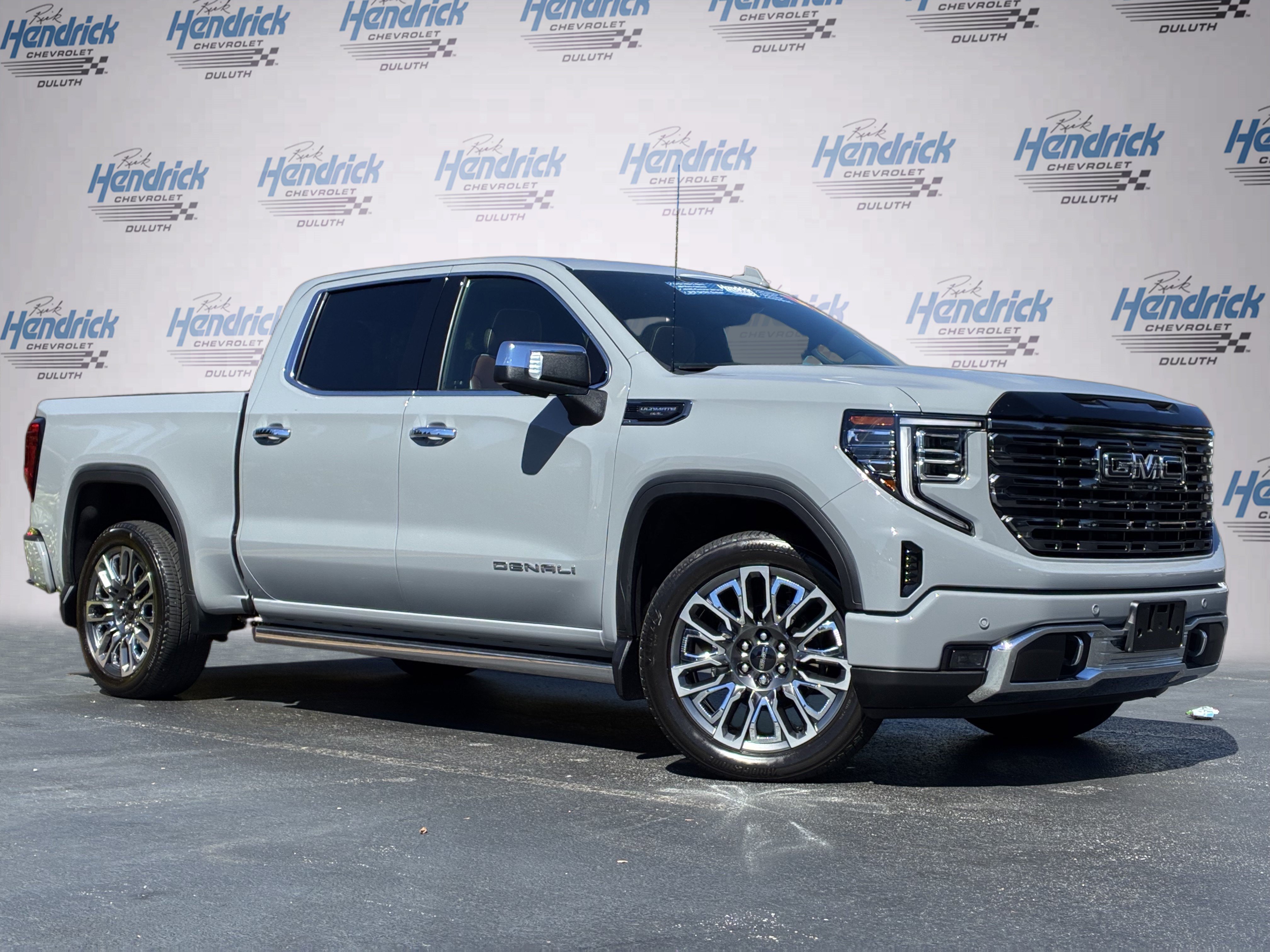 Used 2025 GMC Sierra 1500 Denali Ultimate AWD/4WD image 2
