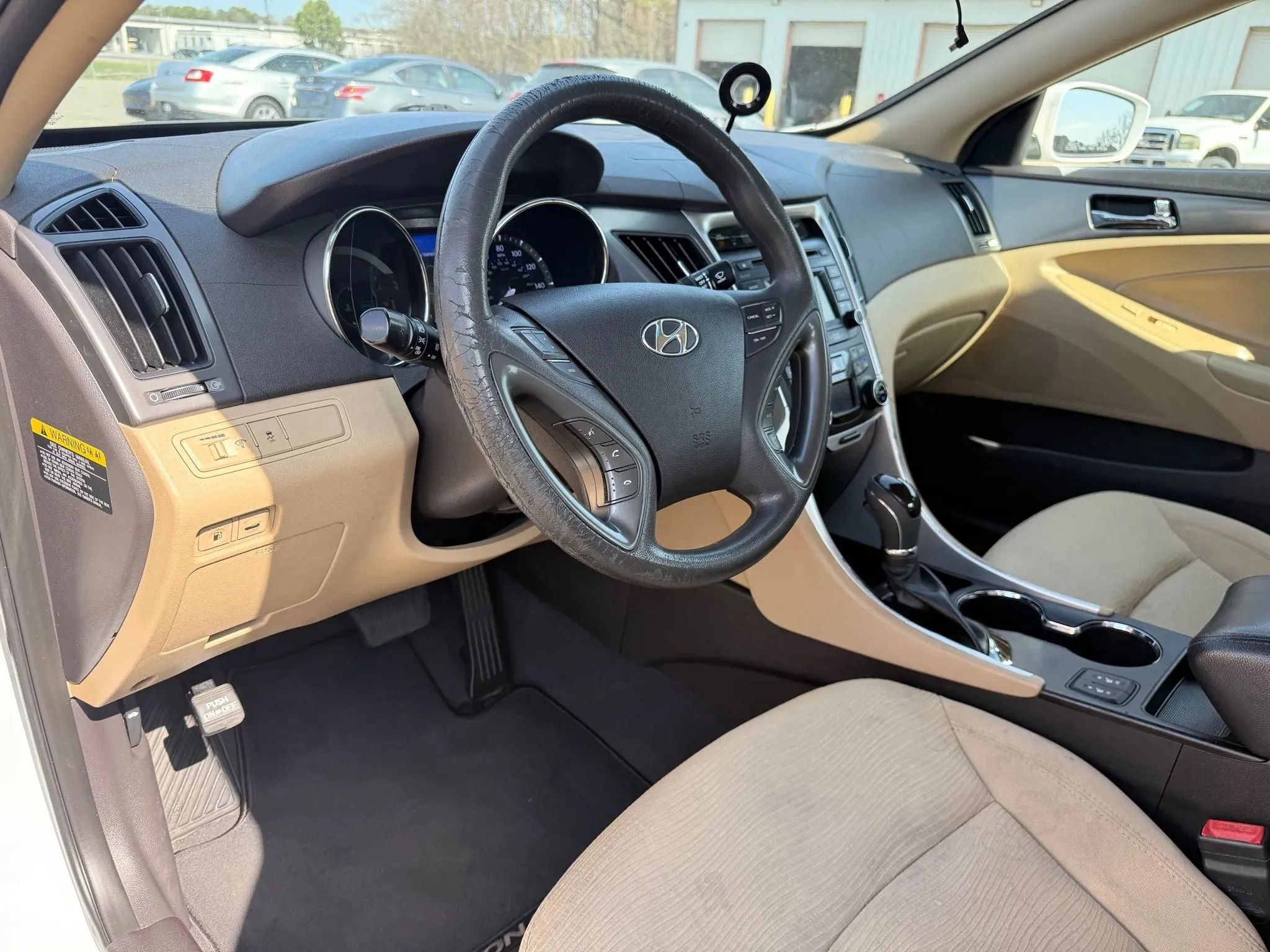 Used 2015 Hyundai Sonata Hybrid image 17