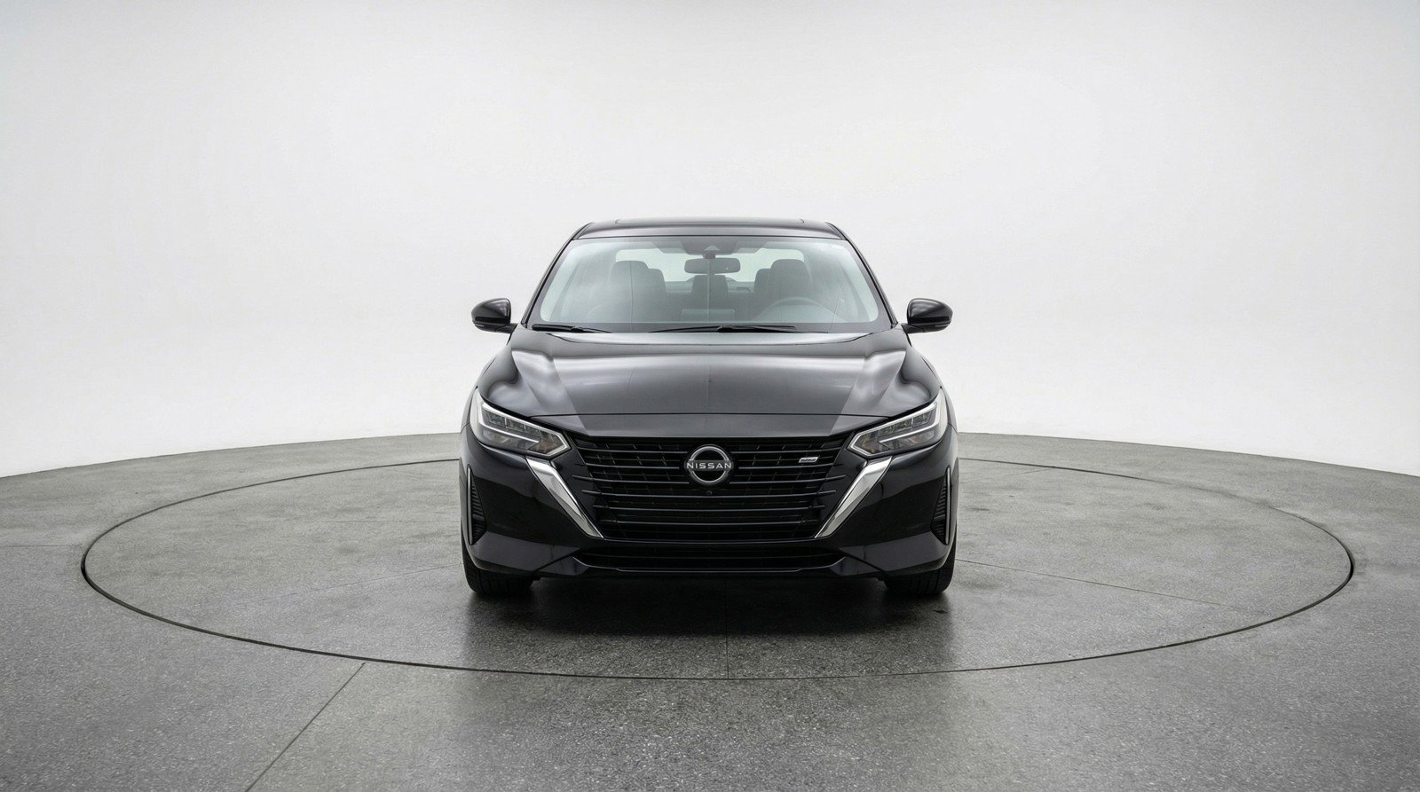 Used 2025 Nissan Sentra SV image 2