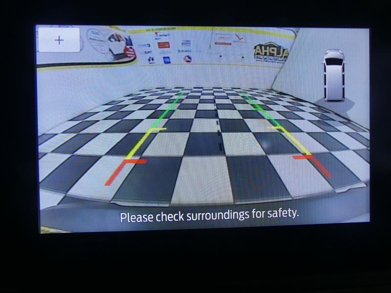 Used 2023 Ford Transit Connect XLT image 8