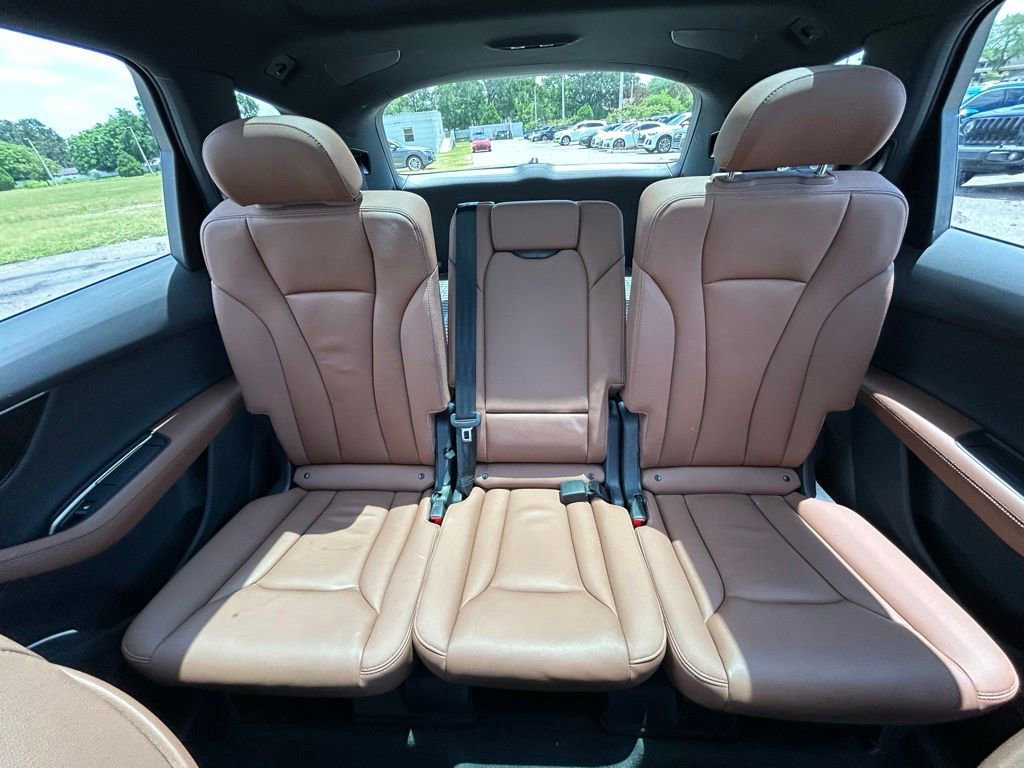 Used 2023 Audi Q7 3.0T Prestige AWD/4WD image 13