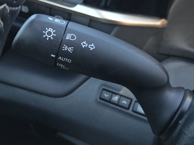 Certified 2026 Toyota Crown AWD/4WD image 29