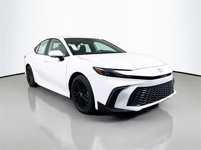New 2026 Toyota Camry SE image 1