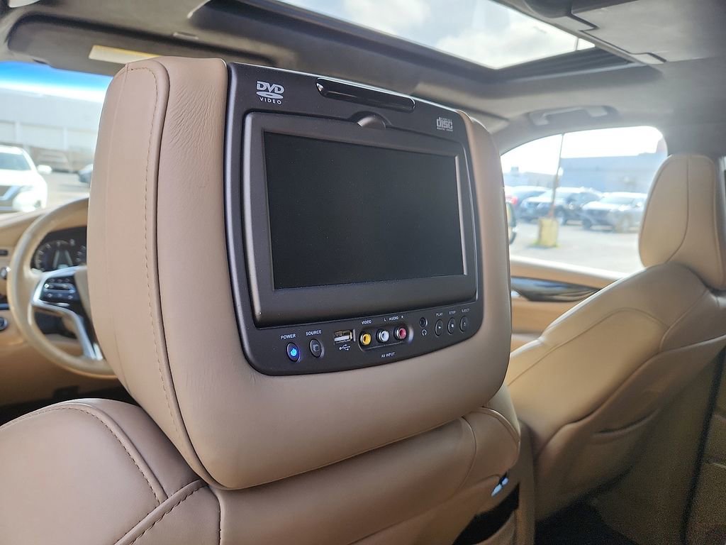 Used 2019 Cadillac Escalade Platinum image 13