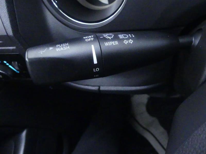 Used 2012 Dodge Challenger R/T RWD image 19