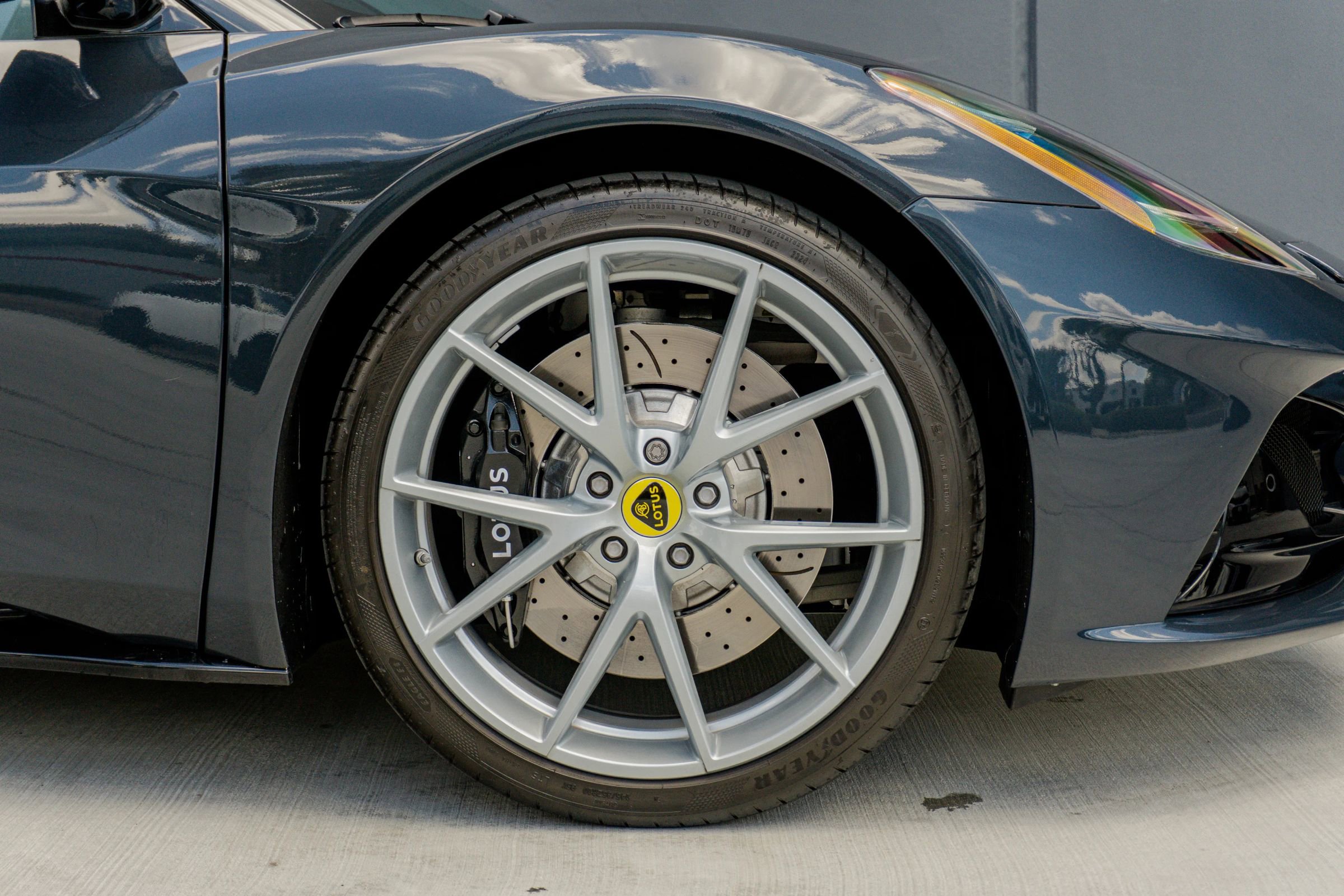 Used 2024 Lotus Emira First Edition image 36