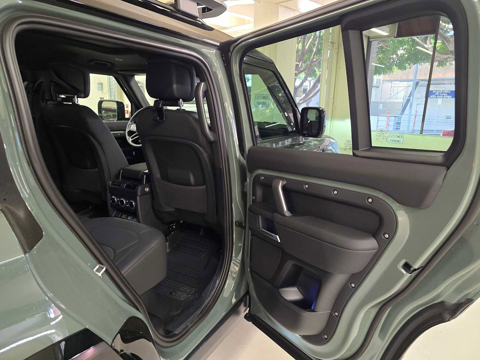 New 2026 Land Rover Defender 110 Trophy Edition AWD/4WD image 14