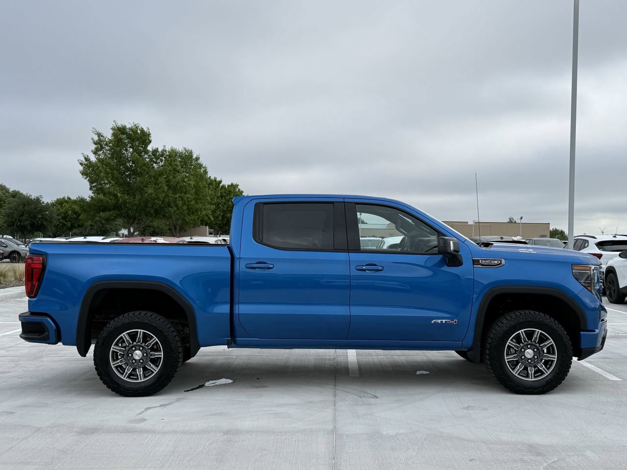 Certified 2024 GMC Sierra 1500 AT4 w/ Technology Package image 3