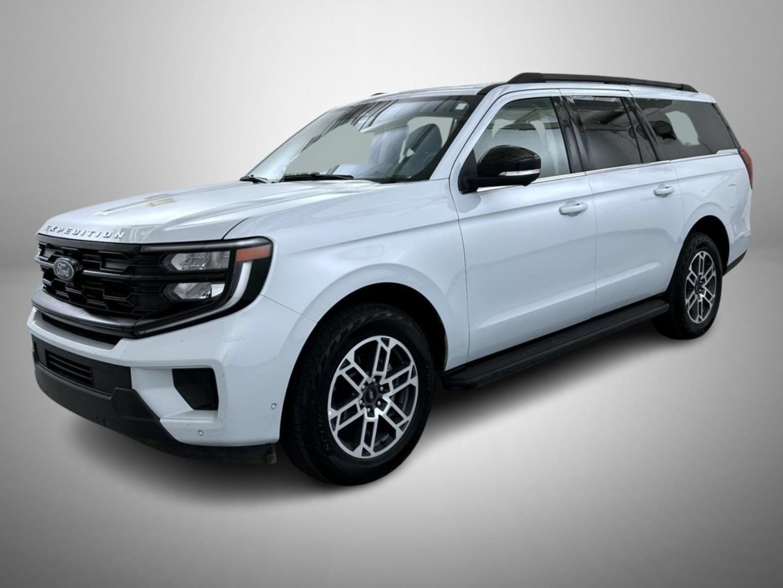 Used 2025 Ford Expedition Max Active AWD/4WD image 1