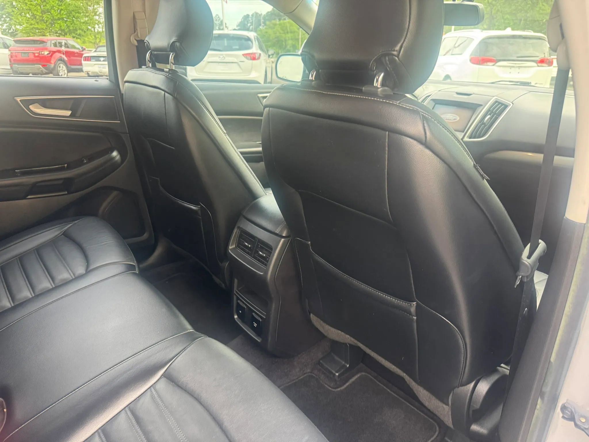 Used 2017 Ford Edge SEL w/ Equipment Group 201A FWD image 21