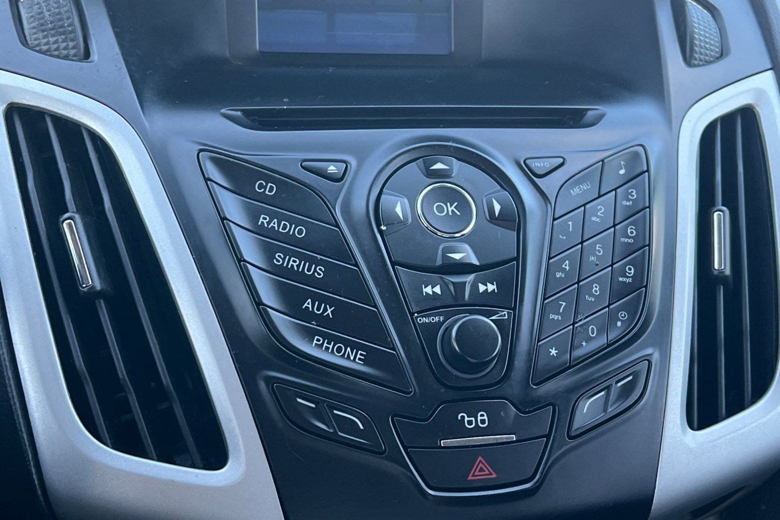 Used 2012 Ford Focus SE image 15