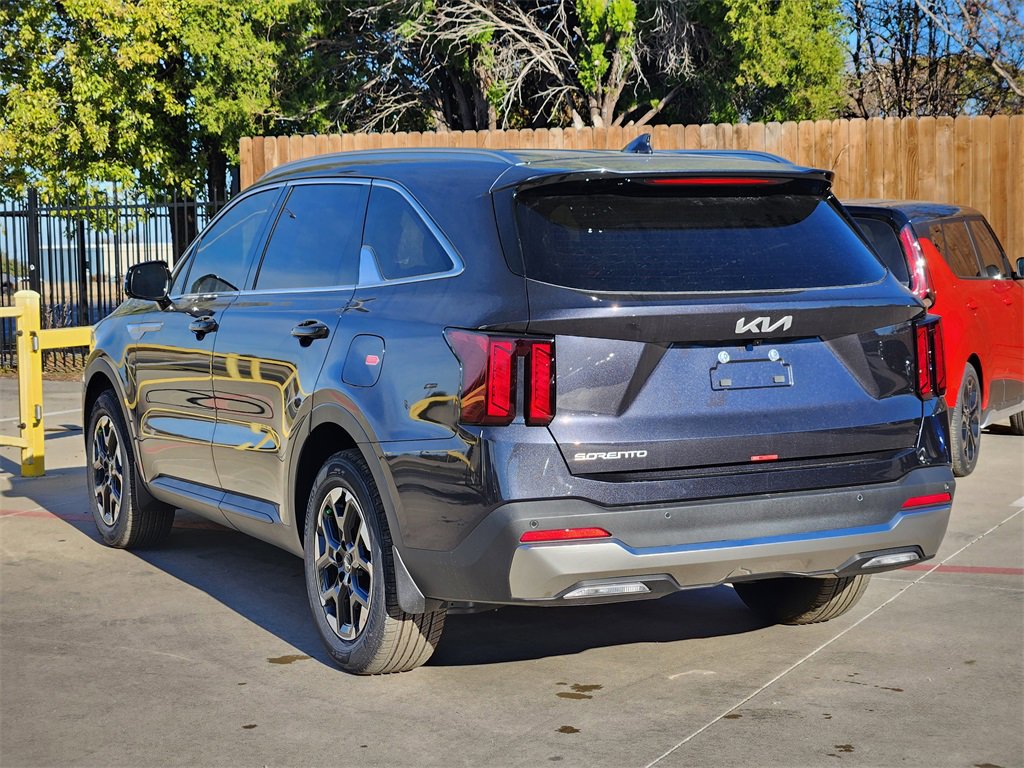 New 2026 Kia Sorento S image 3