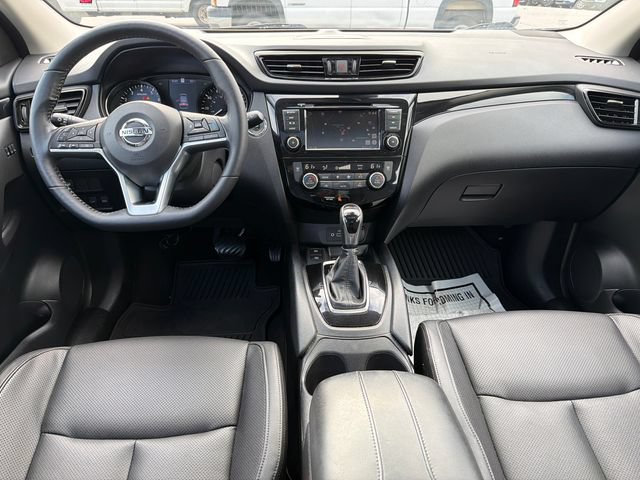 Used 2022 Nissan Rogue Sport SL w/ Premium Package FWD image 22