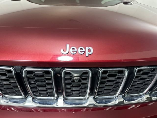 Used 2023 Jeep Grand Cherokee 4WD 4xe w/ Luxury Tech Group II image 9