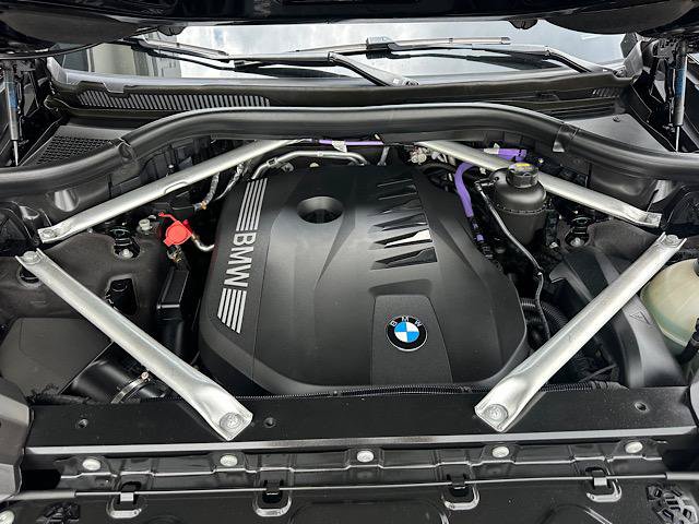 Certified 2023 BMW X7 xDrive40i w/ Premium Package AWD/4WD image 12