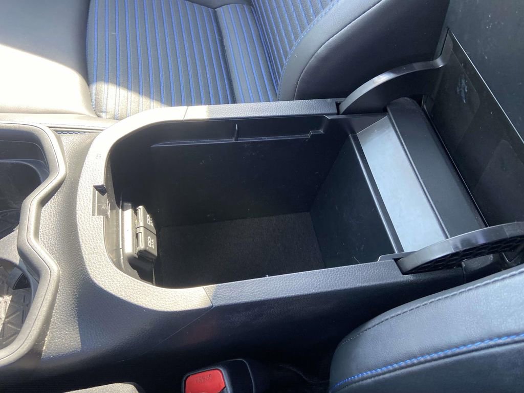 Used 2020 Toyota RAV4 XSE image 29