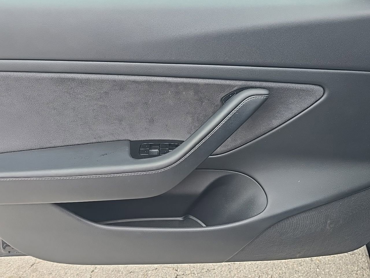 Used 2018 Tesla Model 3 AWD/4WD image 11